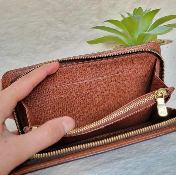 💕LIMITED Edition LOUIS VUITTON Panda Porte-monnaie Zip Wallet Monogram - Picture 12 of 16